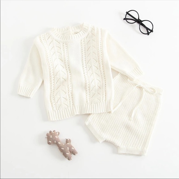 Other - 1 Day Sale! Gorgeous Knit Outfit for Baby NWT